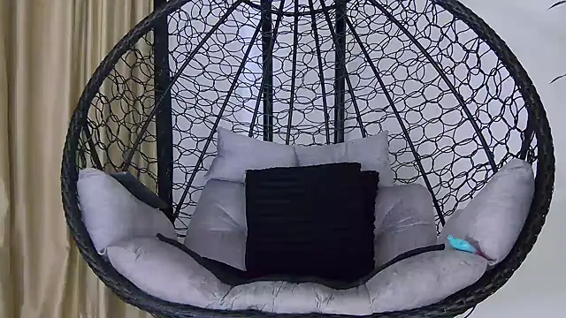 Snapshot of alex_noa chatting on 12-02-25, 07:20 alex noa online show from 12-02-25, 07:20