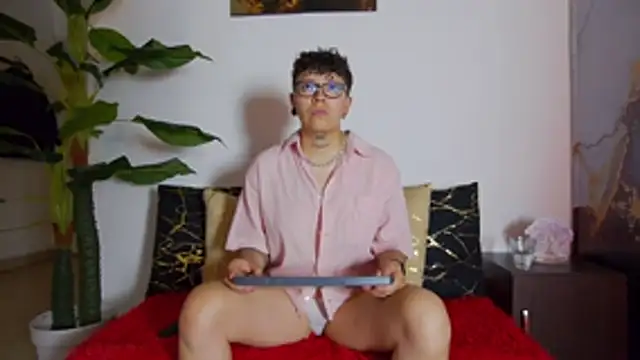 Snapshot of alex_noa chatting on 01-08-26, 07:27 alex noa online show from 01-08-26, 07:27