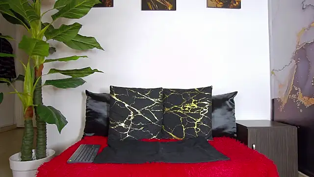 Snapshot of alex_noa chatting on 02-06-26, 07:17 alex noa online show from 02-06-26, 07:17