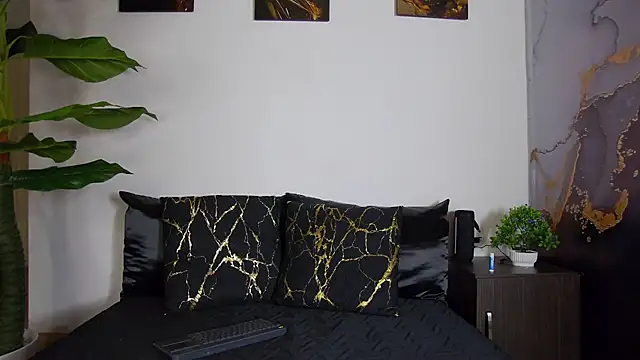 Snapshot of alex_noa chatting on 02-19-26, 07:21 alex noa online show from 02-19-26, 07:21