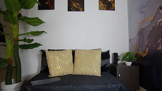 Snapshot of alex_noa chatting on 02-20-26, 07:25 alex noa online show from 02-20-26, 07:25