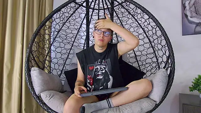 Snapshot of alex_noa chatting on 03-02-26, 07:21 alex noa online show from 03-02-26, 07:21