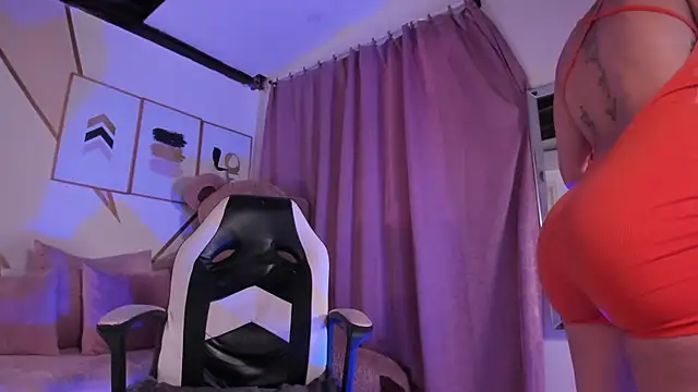 maye wells online show from 01-28-25, 05:35