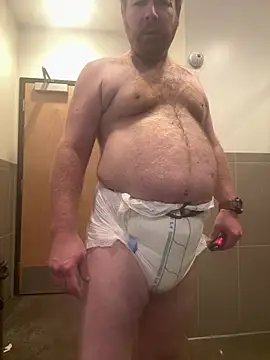 Diaperking916 online show from 04-30-26, 06:31