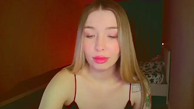 mia raspberrie online show from 03-06-25, 03:35