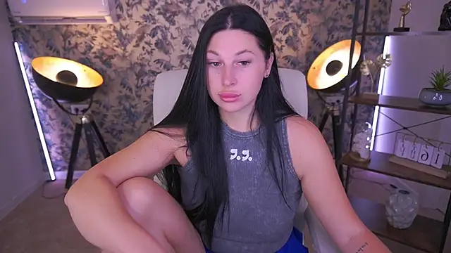 ArianaDarkk online show from 07-17-26, 06:42