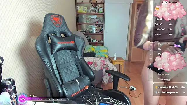 Snapshot of cutieMila chatting on 11-27-25, 08:49 cutieMila online show from 11-27-25, 08:49