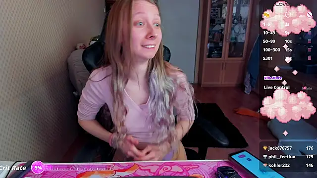 Snapshot of cutieMila chatting on 01-13-26, 08:19 cutieMila online show from 01-13-26, 08:19