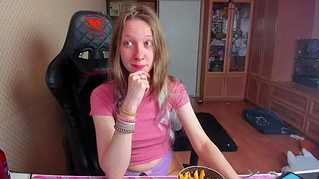 Snapshot of cutieMila chatting on 02-10-26, 11:03 cutieMila online show from 02-10-26, 11:03