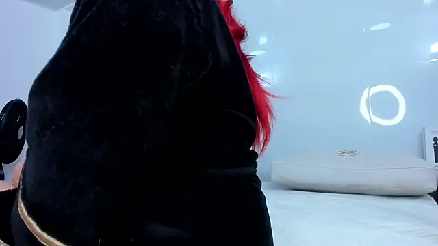 Dalia-Prada online show from 09-27-25, 04:28