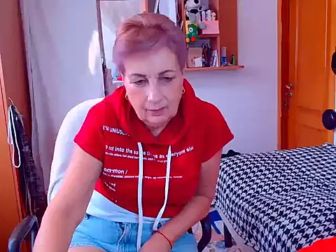 Victoria5643 online show from 02-17-25, 07:47