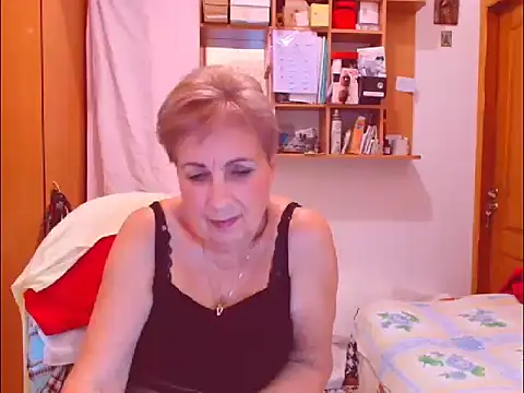 Victoria5643 online show from 09-24-25, 07:39