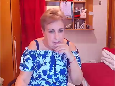 Victoria5643 online show from 11-24-25, 07:46