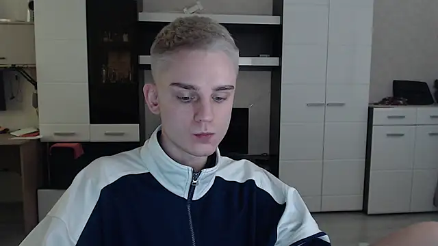 angryzan online show from 02-10-25, 07:58