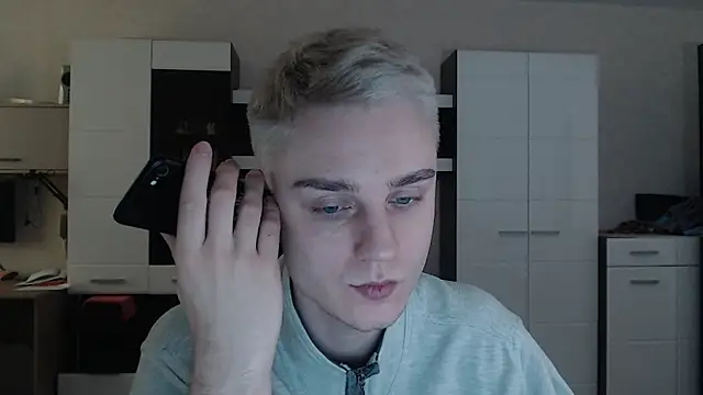 angryzan online show from 02-13-25, 07:45