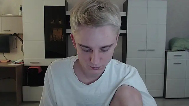 angryzan online show from 02-27-25, 09:11