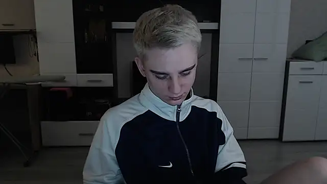 angryzan online show from 03-03-25, 05:42