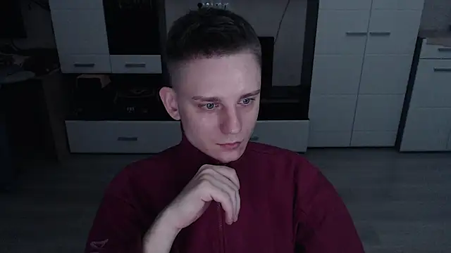 angryzan online show from 10-21-25, 04:46