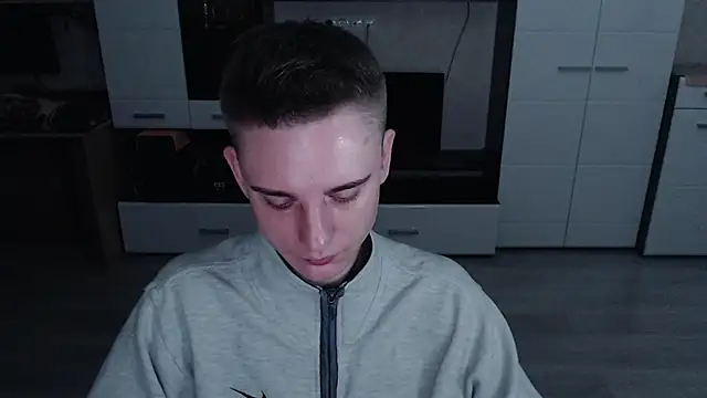 angryzan online show from 10-23-25, 04:23