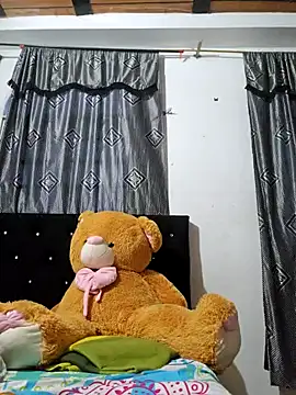 Sofia Queen17 online show from 01-05-25, 11:15