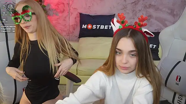 Snapshot of Lana_Pulse chatting on 12-12-24, 02:44 Lana Pulse online show from 12-12-24, 02:44