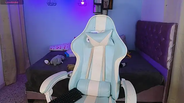 Peggy Funn online show from 01-13-25, 02:28