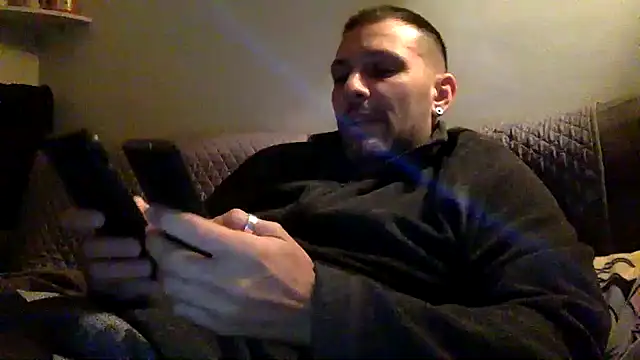 Snapshot of goroasroma90 chatting on 11-24-25, 04:18 goroasroma90 online show from 11-24-25, 04:18