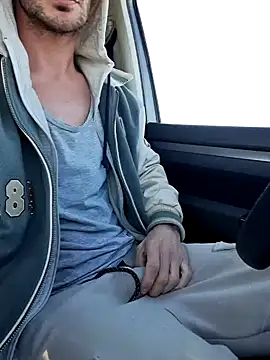 Zeefy online show from 03-19-25, 07:51