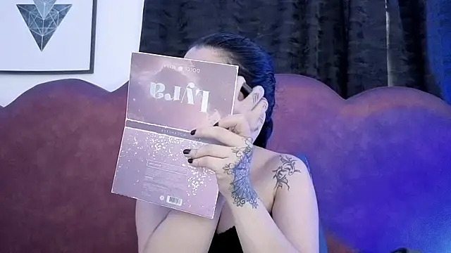 sophy rock online show from 04-20-26, 01:47