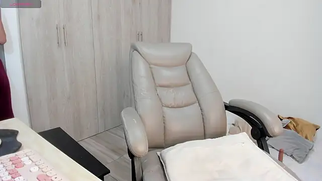  miamadison online show from 06-20-26, 10:34