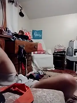 Snapshot of whitetrashdirtyslut chatting on 09-11-25, 12:00 whitetrashdirtyslut online show from 09-11-25, 12:00