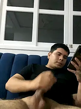 Snapshot of juanalge26 chatting on 09-14-25, 04:11 juanalge26 online show from 09-14-25, 04:11