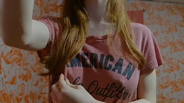 strawberrysmoothie online show from 03-17-25, 01:14