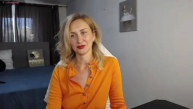 Vanessa Nowak online show from 07-21-26, 02:52