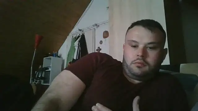 Snapshot of hotshot5395 chatting on 03-19-26, 03:38 hotshot5395 online show from 03-19-26, 03:38