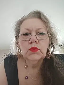 Snapshot of Snezhana chatting on 06-15-26, 02:19 Snezhana online show from 06-15-26, 02:19
