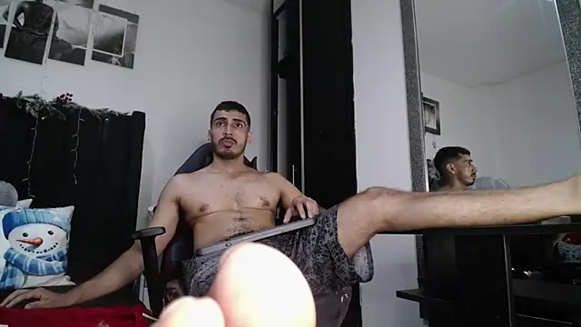 muscle ares online show from 12-12-24, 03:48