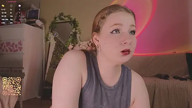 Snapshot of Miss_Ida_ chatting on 06-15-26, 01:35 Miss Ida online show from 06-15-26, 01:35