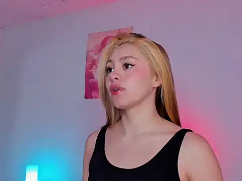 Snapshot of sammy_greyy chatting on 04-03-26, 09:29 sammy greyy online show from 04-03-26, 09:29