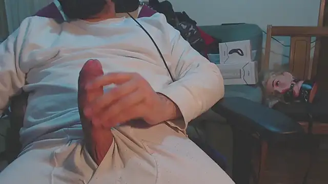 Snapshot of master4subslut chatting on 01-06-26, 12:25 master4subslut online show from 01-06-26, 12:25