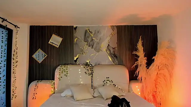 Snapshot of Agathaargent_ chatting on 01-08-26, 11:23 Agathaargent online show from 01-08-26, 11:23