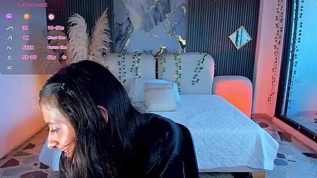 Snapshot of Agathaargent_ chatting on 01-18-26, 01:04 Agathaargent online show from 01-18-26, 01:04