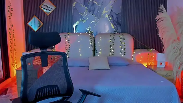 Snapshot of Agathaargent_ chatting on 02-20-26, 11:43 Agathaargent online show from 02-20-26, 11:43