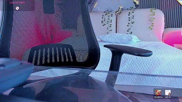 Snapshot of Agathaargent_ chatting on 03-08-26, 02:10 Agathaargent online show from 03-08-26, 02:10