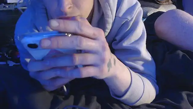 watermellonpussy online show from 10-30-25, 01:12