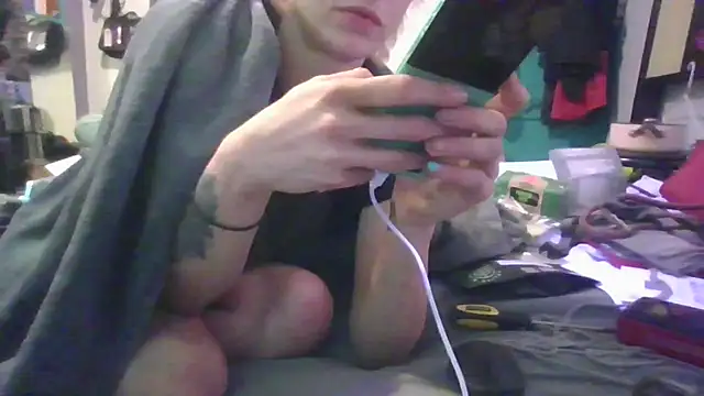 Snapshot of watermellonpussy chatting on 06-17-26, 05:25 watermellonpussy online show from 06-17-26, 05:25