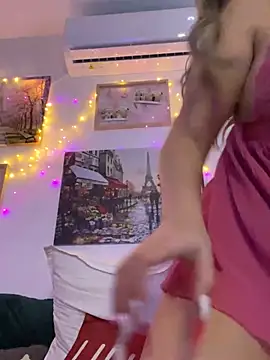 EvelynFrances online show from 01-03-25, 07:50