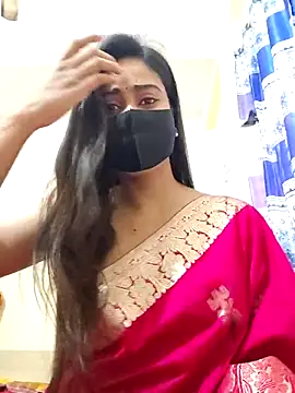 Snapshot of SimaRoy- chatting on 02-21-25, 01:33 SimaRoy- online show from 02-21-25, 01:33