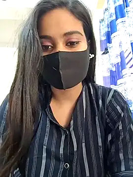 Snapshot of SimaRoy- chatting on 02-26-25, 01:43 SimaRoy- online show from 02-26-25, 01:43