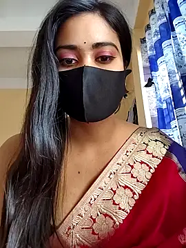 Snapshot of SimaRoy- chatting on 03-17-25, 04:40 SimaRoy- online show from 03-17-25, 04:40